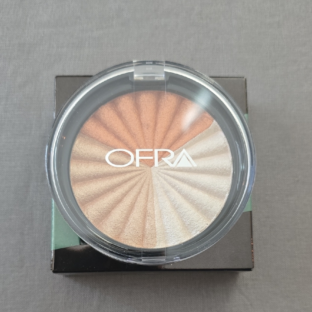 OFRA Highlighter Compact Everglow